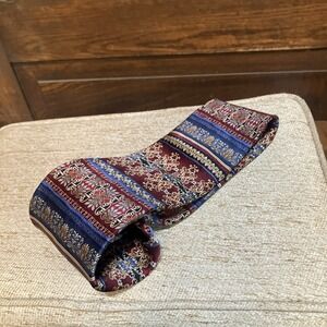 Roundtree & Yorke Men's Necktie Print Blue Dark Red